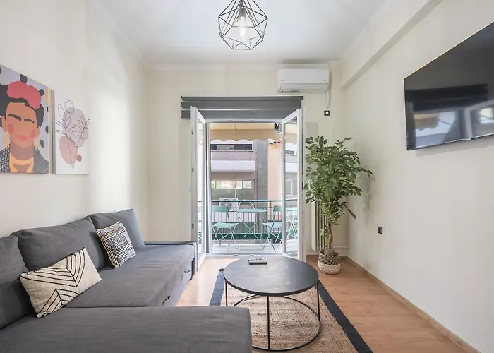 Athens Center Spacious Apartment