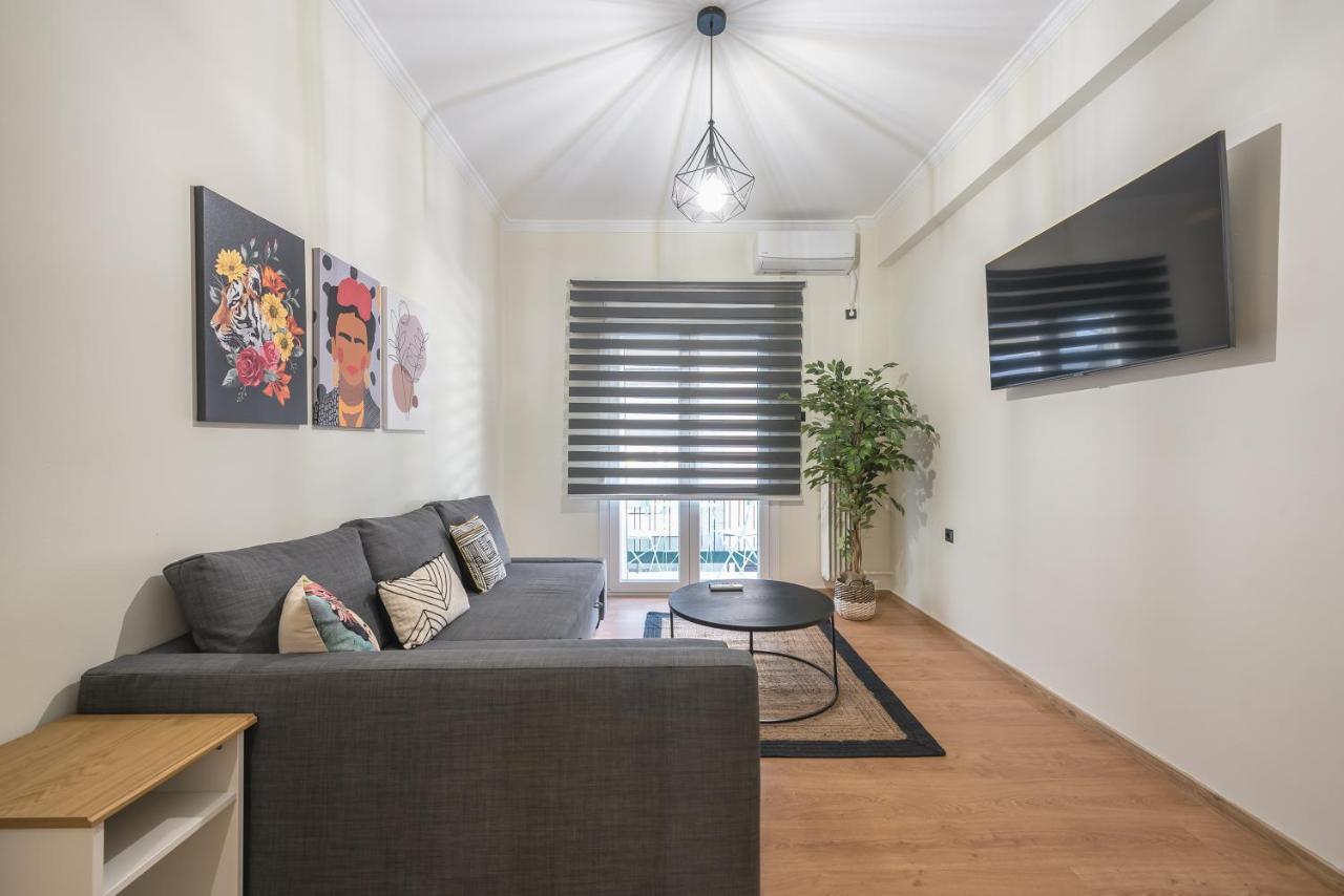 Center Spacious Apartment *