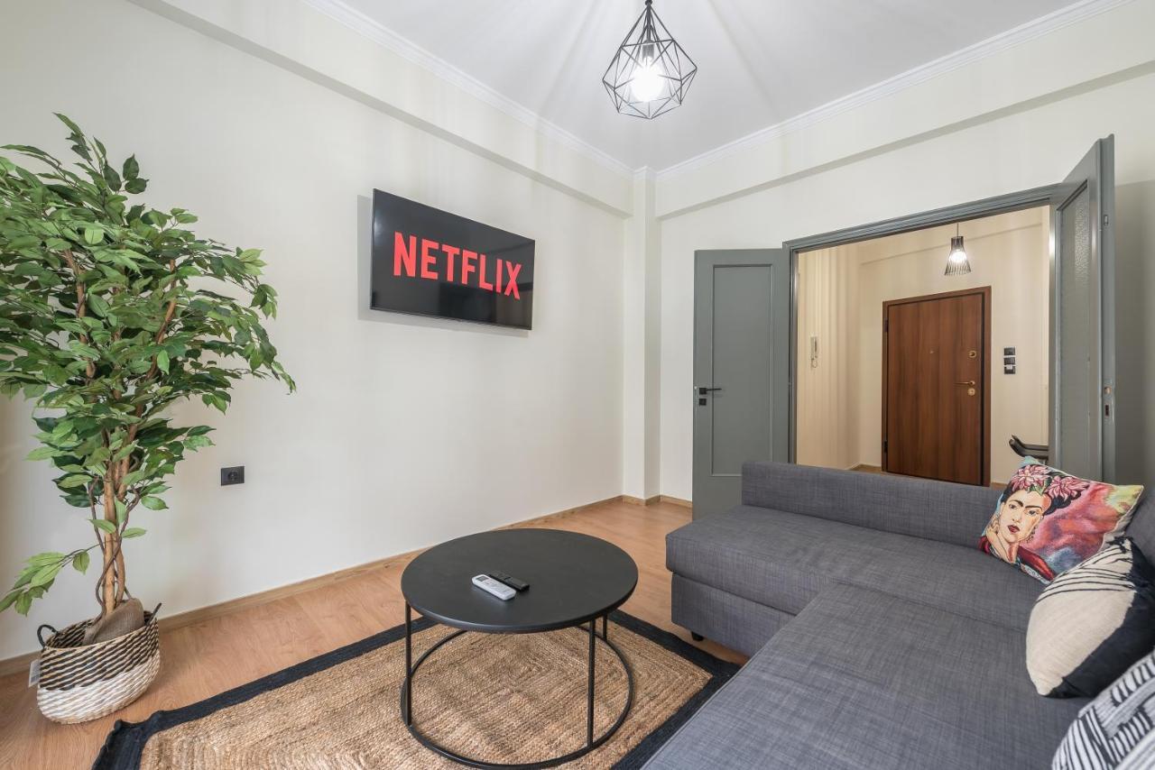 Center Spacious Apartment Athens