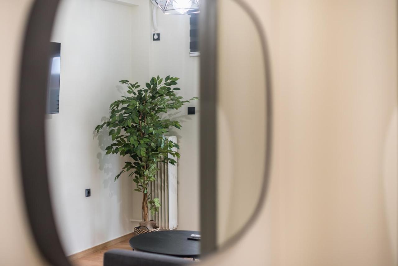 Center Spacious Apartment Athens